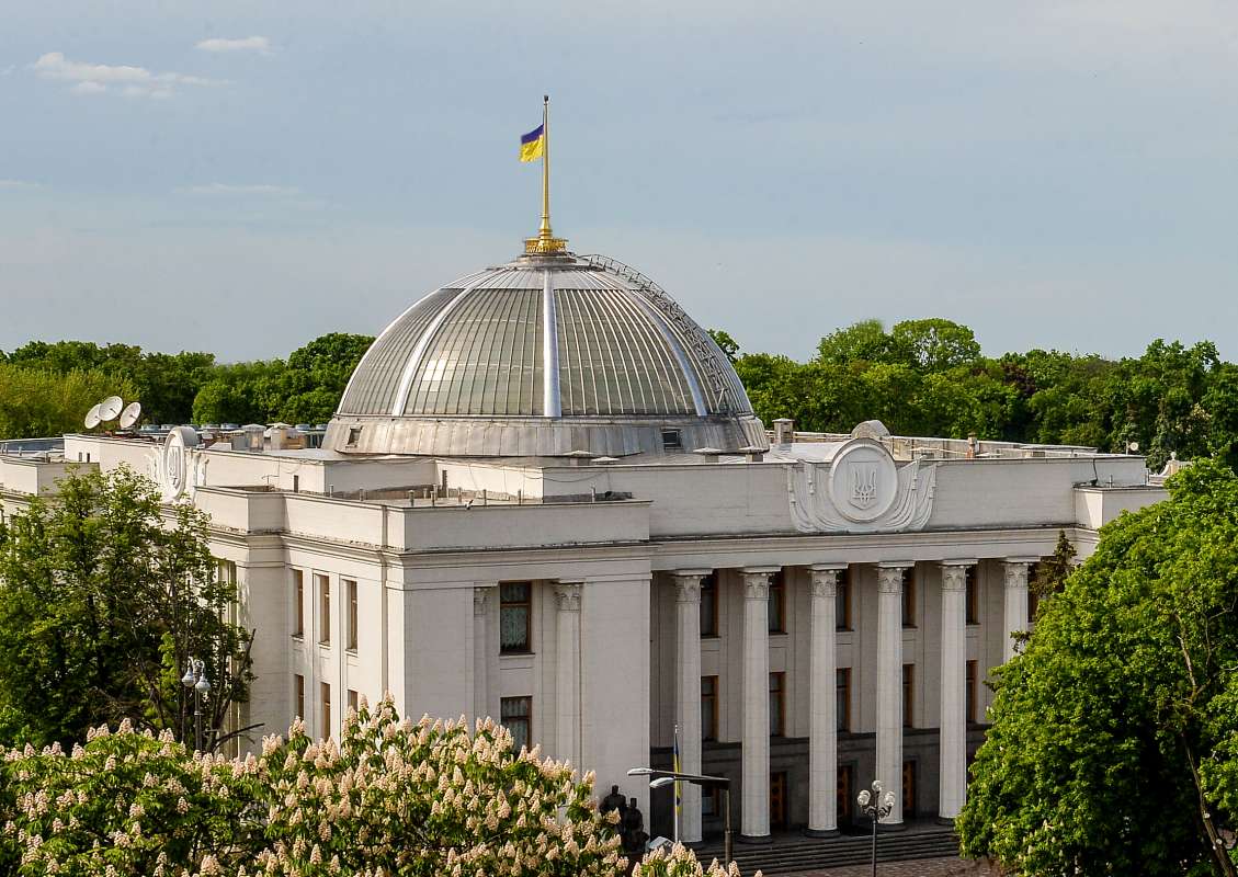 Депутати обласної ради підтримали клопотання щодо нагородження освітян регіону щорічною премією Верховної Ради України