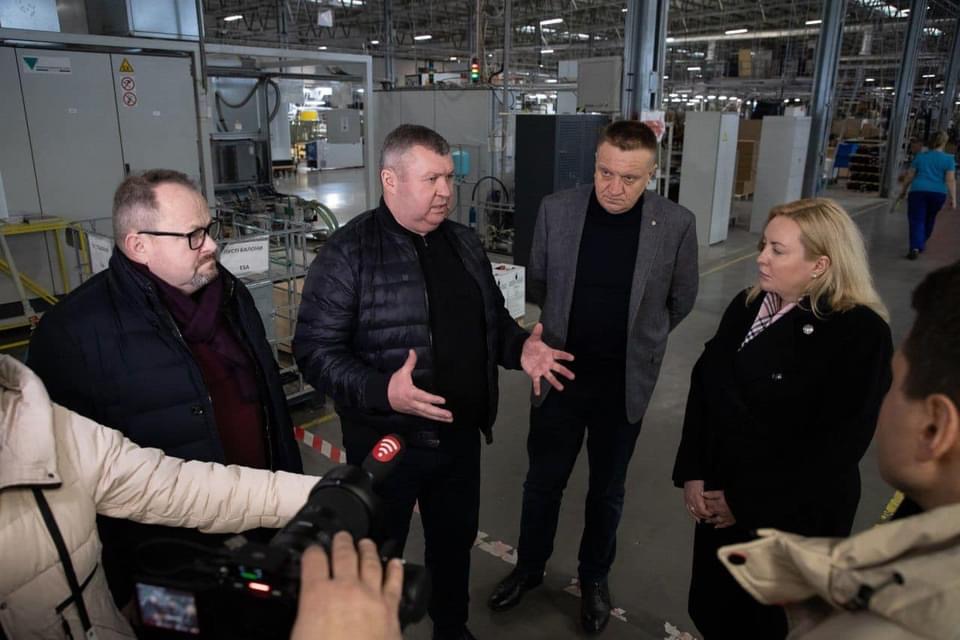 Як український бізнес підлаштовується під реалії війни: Тетяна Єгорова-Луценко ознайомилась з роботою релокованого з Харківщини підприємства 