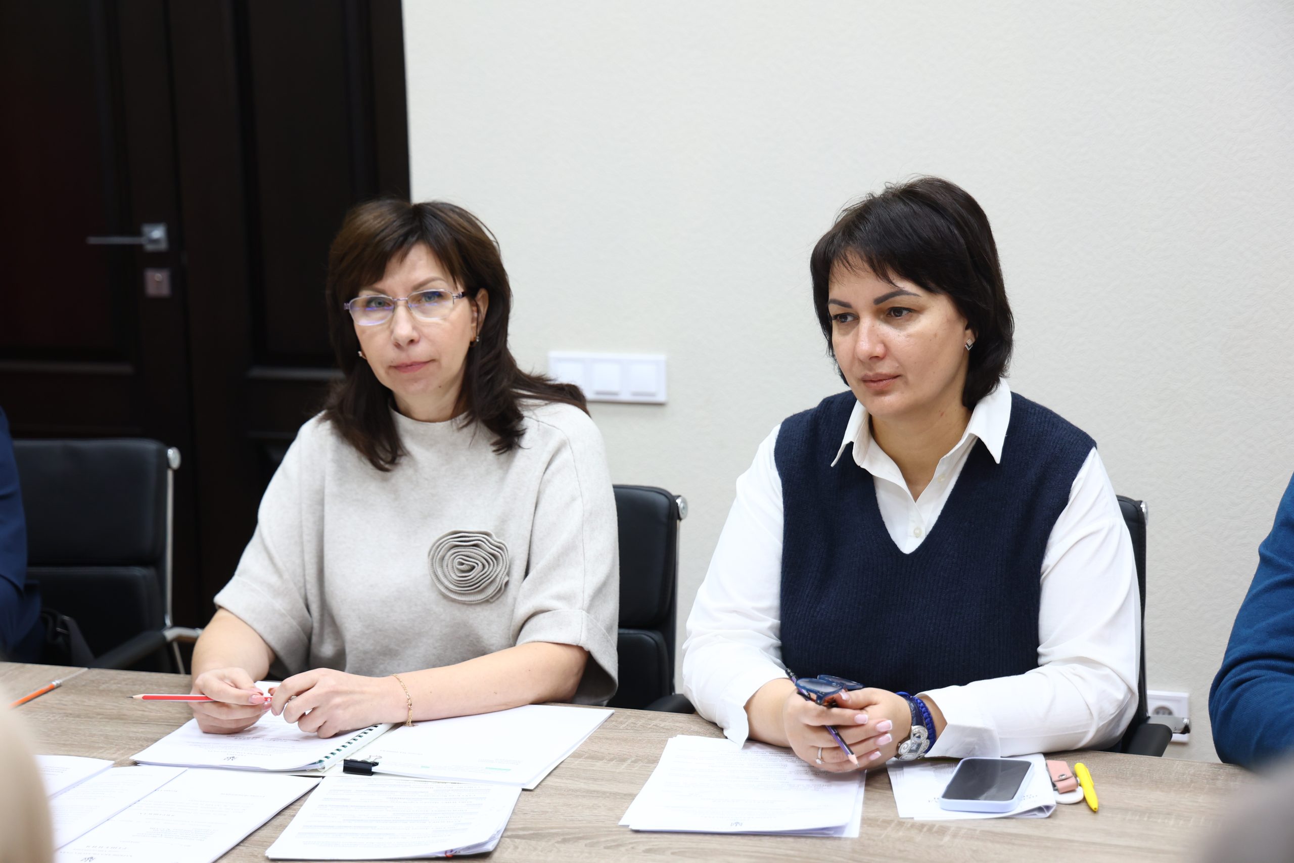 Відбулось засідання постійної комісії з питань екології, природокористування, охорони довкілля, надзвичайних ситуацій та ліквідації їх наслідків