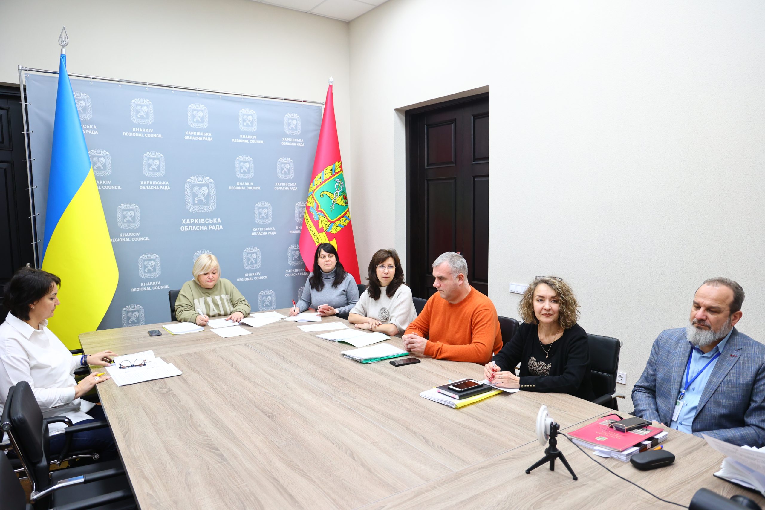 Депутати погодили кадрові та питання щодо надання згоди на проведення капітального ремонту низки медичних закладів