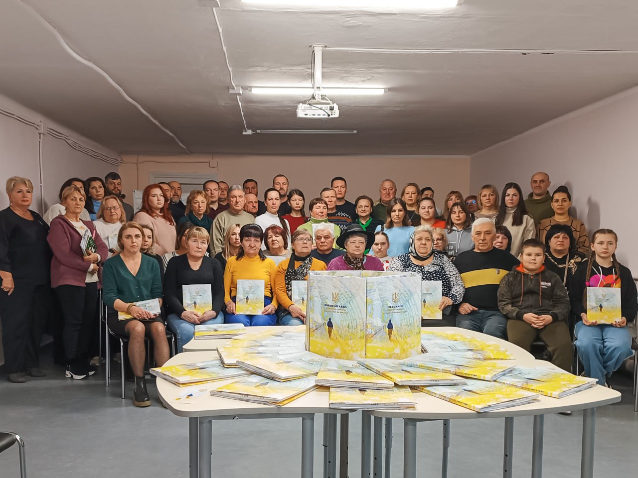 На Харківщині презентовано книгу «Незламні: історії мужності і відваги нашого часу»