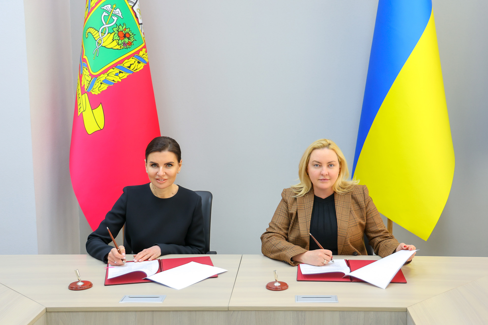 Між Харківською обласною радою та Харківським національним університетом імені В. Н. Каразіна підписано Меморандум про взаємодію та співробітництво
