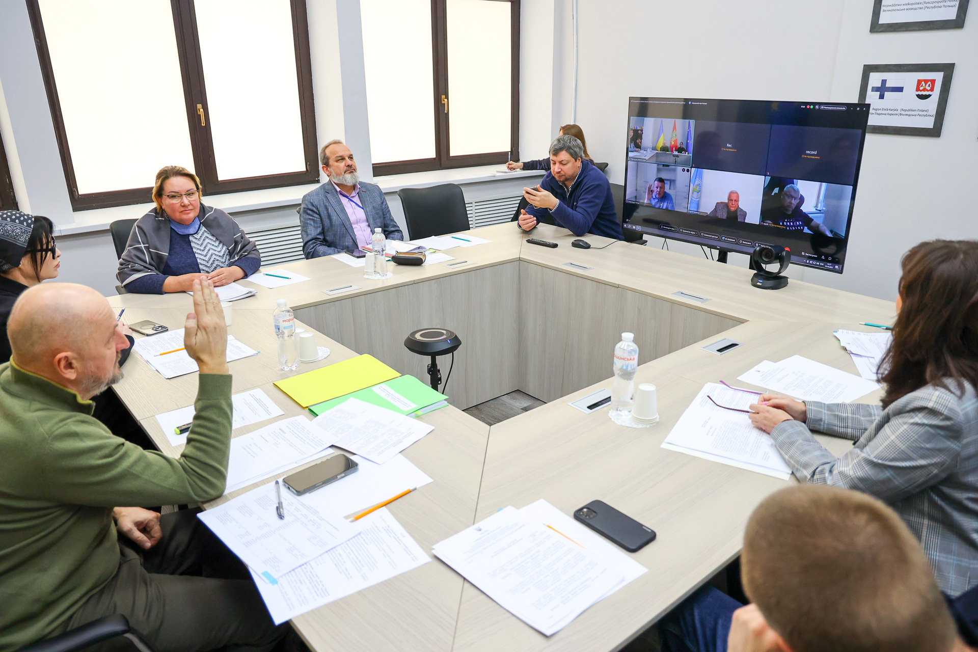 Відбулось засідання постійної комісії з питань планування соціально-економічного розвитку регіону, міжнародного співробітництва, інвестицій та розвитку територій