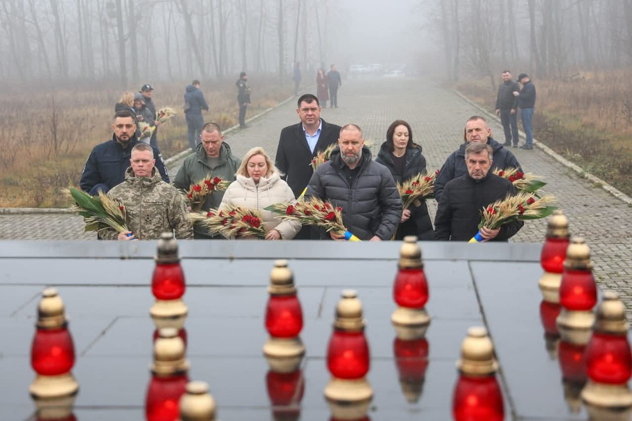 На Харківщині вшанували пам’ять жертв голодоморів