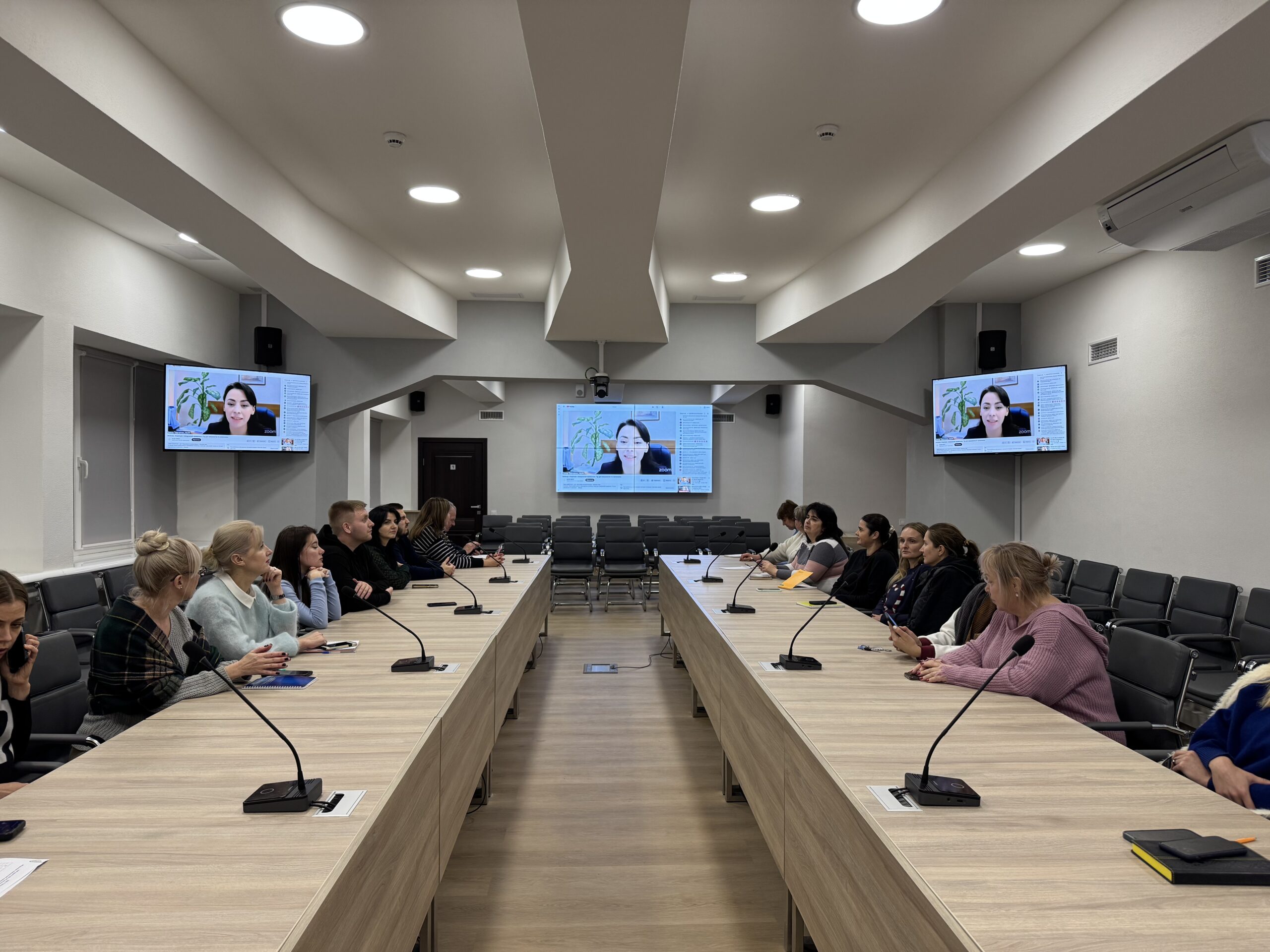 Фахівці виконавчого апарату обласної ради долучилися до навчально-просвітницького проєкту «Тиждень доброчесності», ініційованого Офісом доброчесності НАЗК
