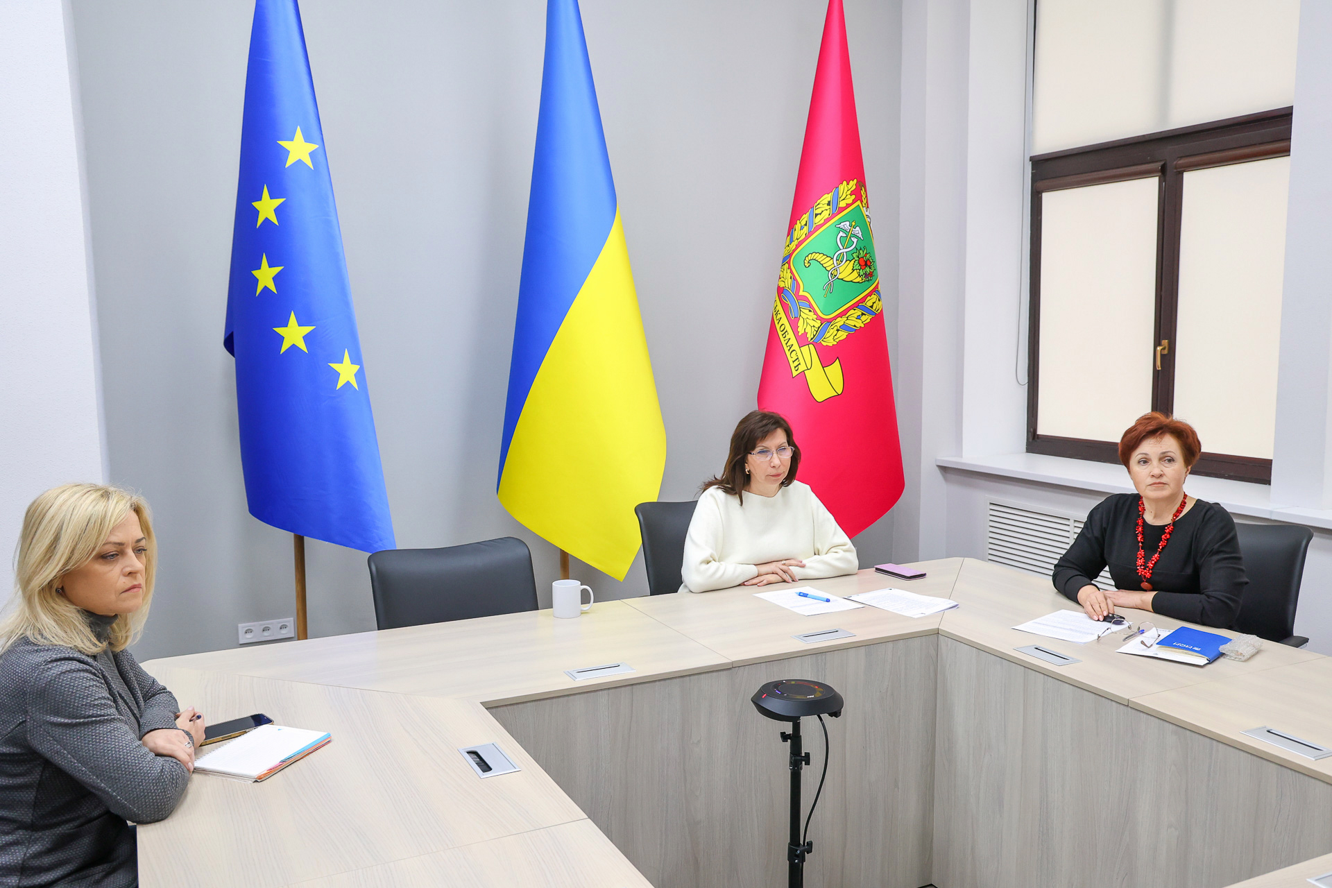 Фахівці виконавчого апарату обласної ради взяли участь у розширеному засіданні Координаційного штабу з впровадження Закону України № 3077