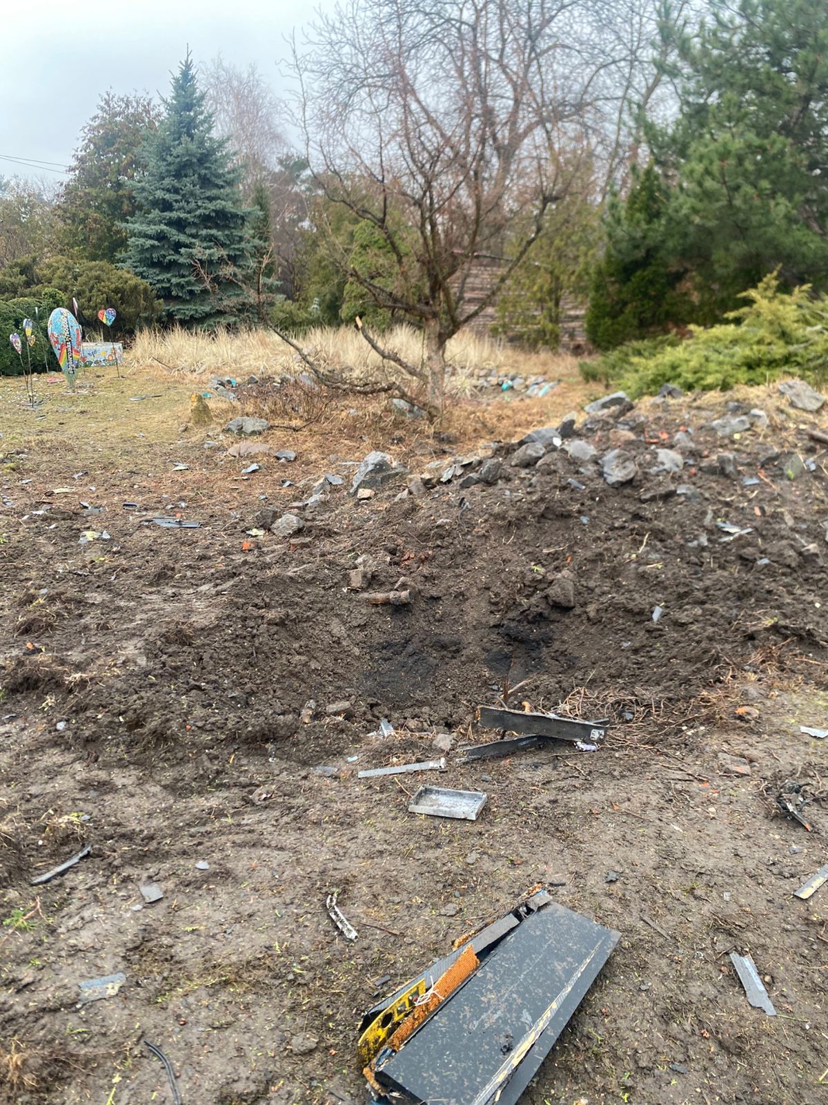 Окупанти влучили по території еколого-натуралістичного відділу обласного Палацу дитячої та юнацької творчості