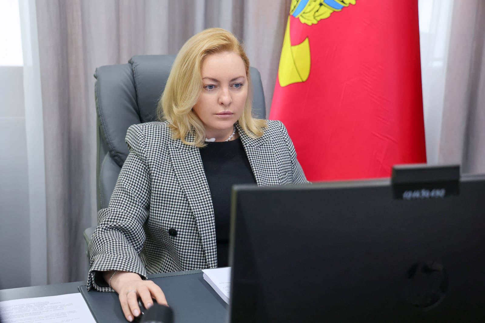 Тетяна Єгорова-Луценко провела пленарне засідання чергової сесії обласної ради