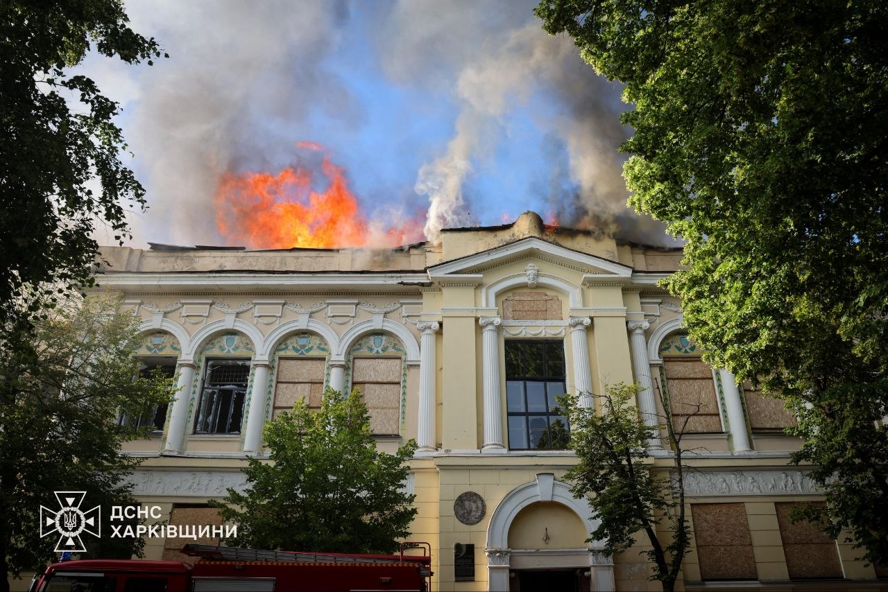 Унаслідок ворожого удару в Харкові пошкоджено Художній музей
